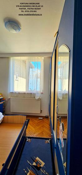 Apartament cu 3 camere semidecomandat în Dărmănești