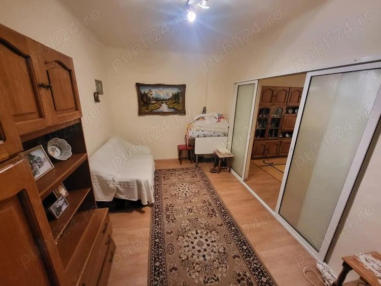 Apartament cu 2 camere nedecomandat în Central