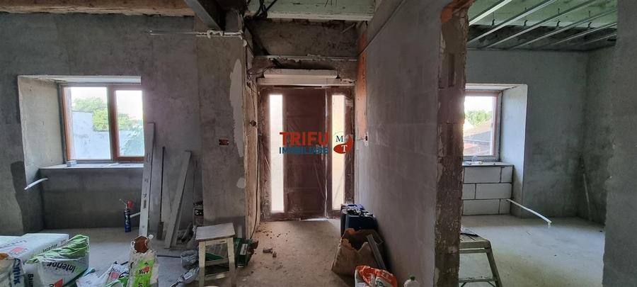 Casă individuală cu 4 camere cu Canalizare în Vințu de Jos