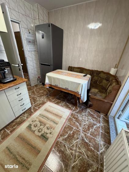 Apartament cu 3 camere în Sud
