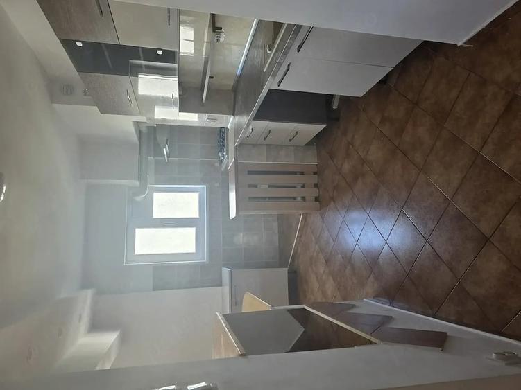 Apartament cu 3 camere decomandat în Pantelimon