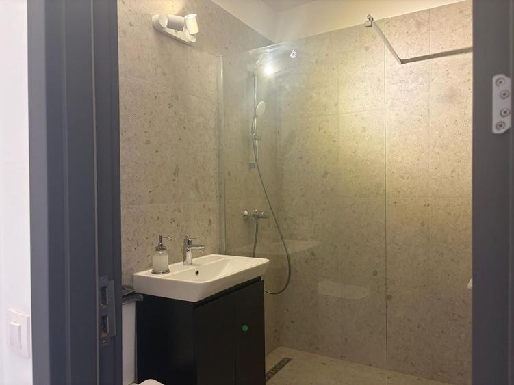 Apartament cu 2 camere semidecomandat în Domenii