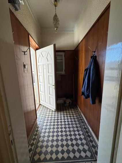 Casă individuală cu 4 camere cu Canalizare în Ultracentral