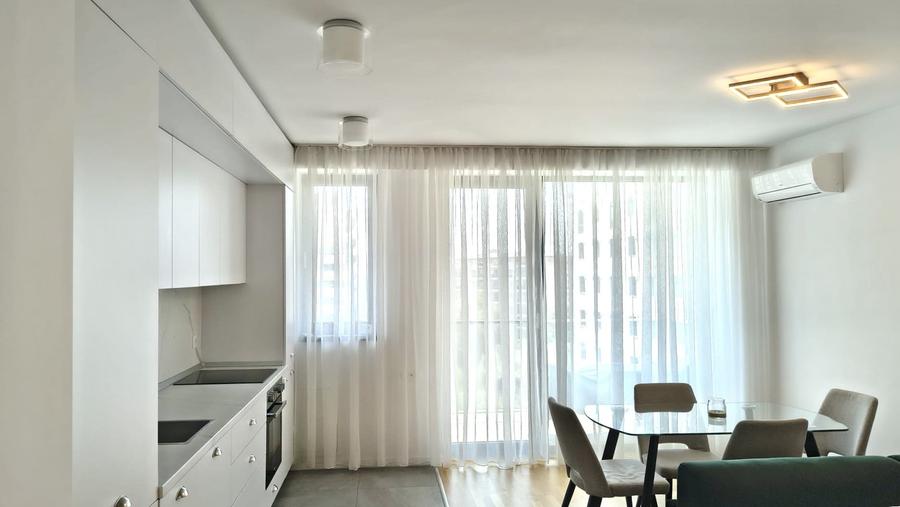 Apartament cu 2 camere semidecomandat, mobilat în Aviației