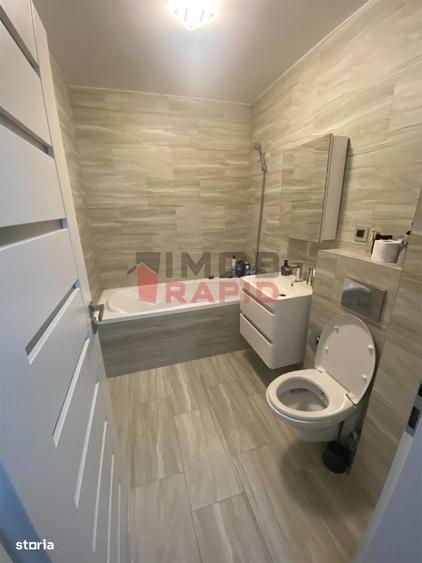 Apartament cu 4 camere în Calea Moldovei