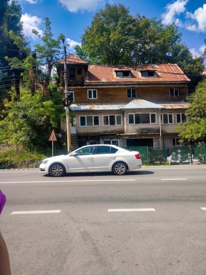 Casă cu 9 camere cu Canalizare în Dârste
