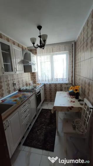 Apartament cu 2 camere semidecomandat în Giulești