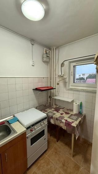Apartament cu 2 camere decomandat în Berceni