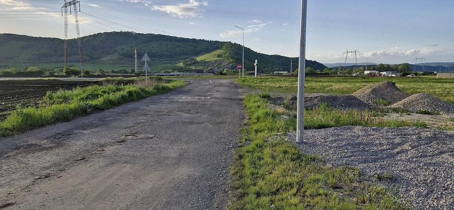 Casă cu Teren 610 Mp în Central