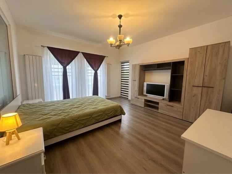 Apartament cu 2 camere decomandat în Florești