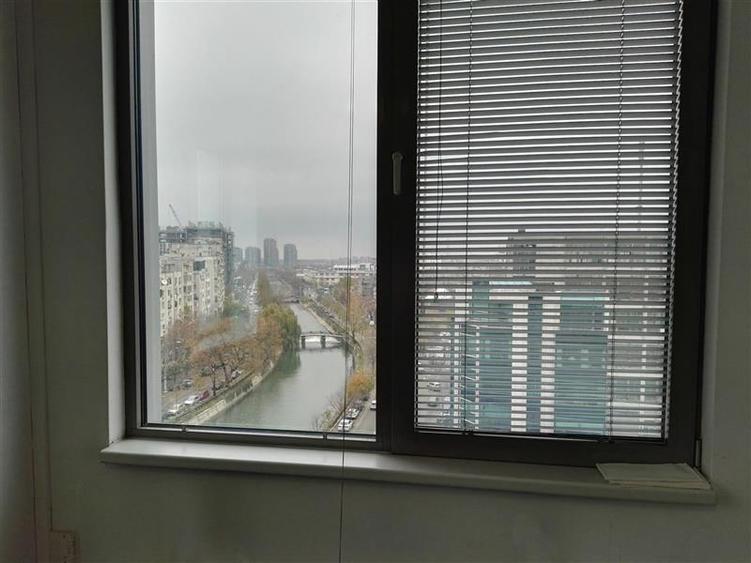 Birou, de 554.20001220703 mp, în Timpuri Noi