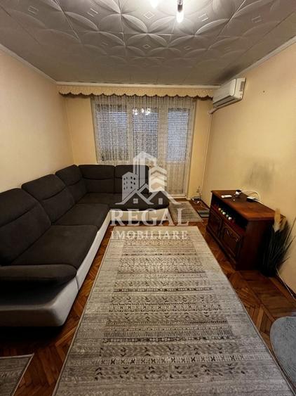 Apartament cu 2 camere de vânzare – Micro 4, Bulevardul Dacia - 1