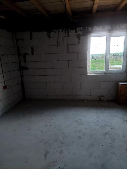 Casă individuală cu 3 camere cu Canalizare în Cumpăna