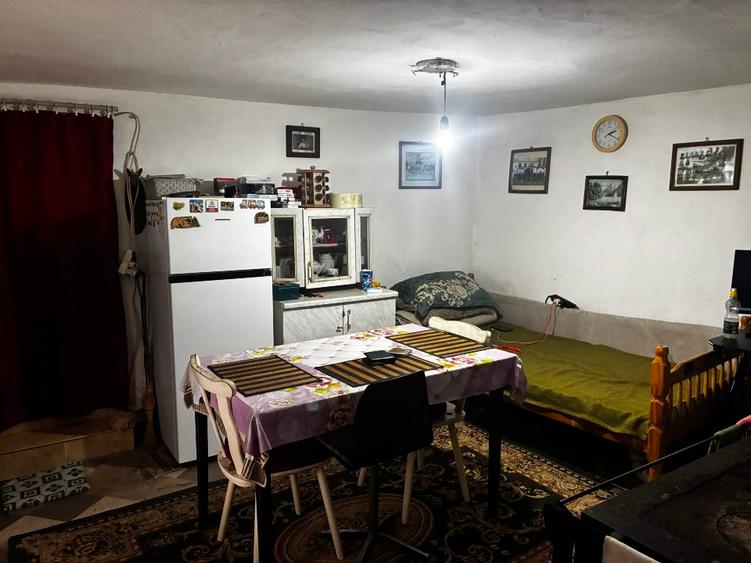 Casă individuală cu 2 camere cu Teren 600 Mp în Sâncraiu