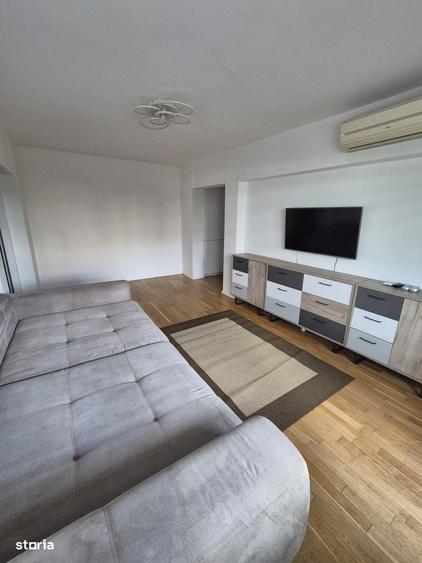 Apartament cu 3 camere în Muncii