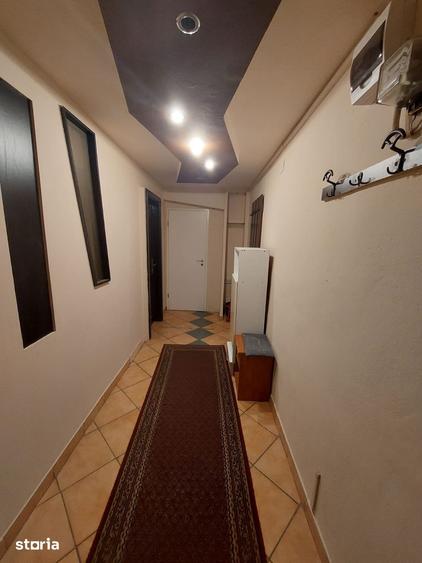 Apartament cu 4 camere în Girocului