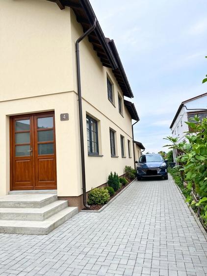 Casă individuală cu 5 camere cu Teren 690 Mp în Slobozia Moară