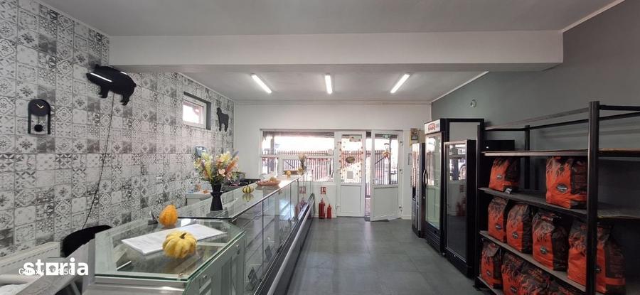 Spațiu comercial, de 86 mp, în Domnești