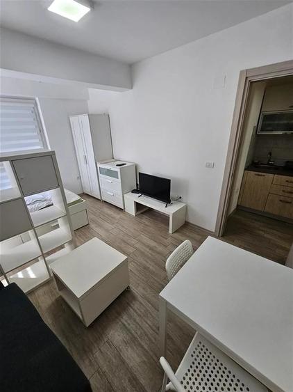 Garsonieră decomandată în Ștefan cel Mare