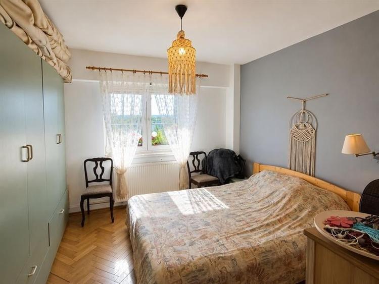 Apartament cu 3 camere decomandat în Mofleni