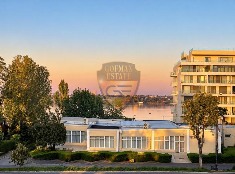 Spațiu comercial, de 400 mp, în Central