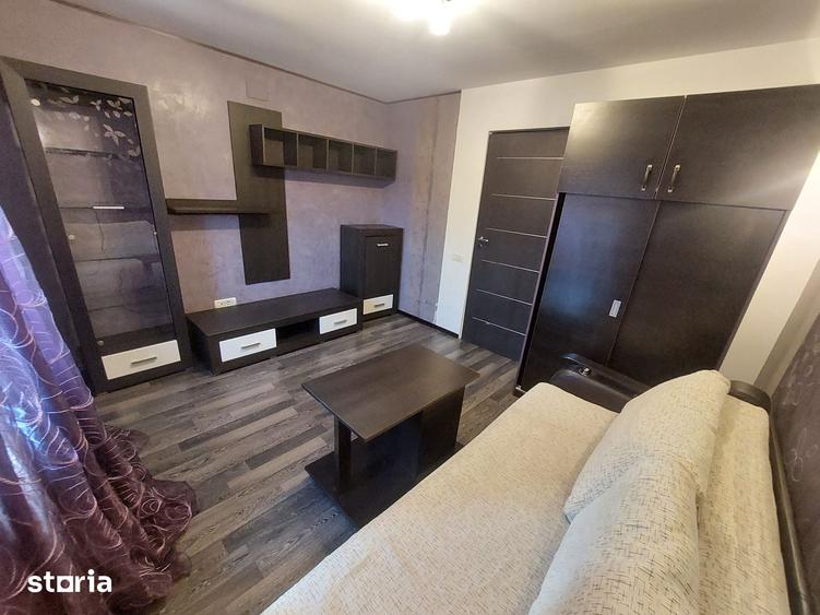 Casă cu 5 camere cu Teren 743 Mp în Central