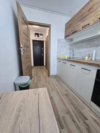 Apartament cu 2 camere semidecomandat în Giulești