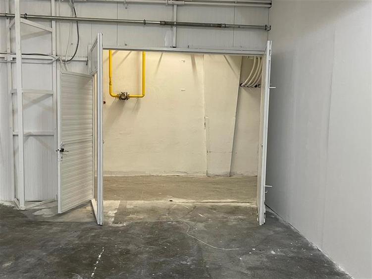Spațiu industrial, de 590 mp, în 23 August (Cațelul)