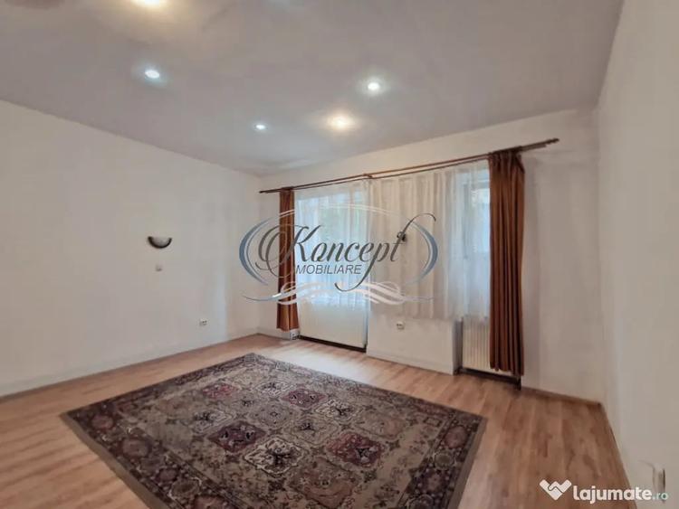 Apartament cu 3 camere semidecomandat, mobilat în Central
