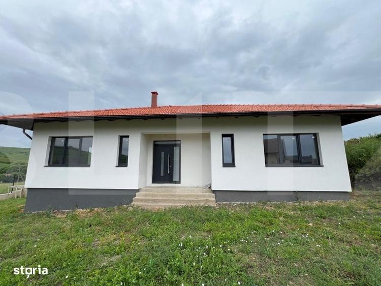 Casă cu 4 camere în Luna