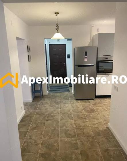 Apartament cu 3 camere decomandat în Calea Victoriei