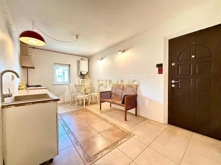 Apartament cu 3 camere decomandat în Poieni-Suceava