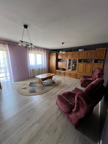 Casă cu 4 camere în Cornetu
