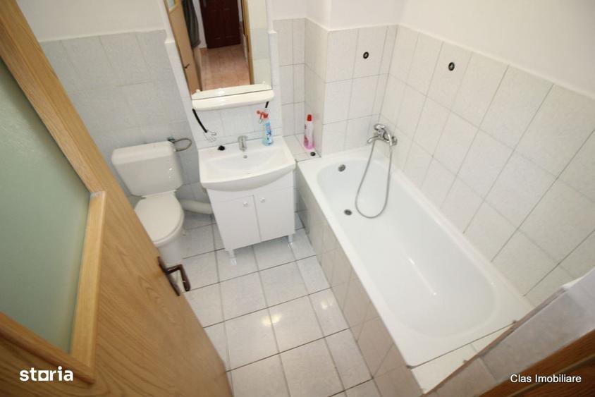 Apartament cu 2 camere decomandat în Zahana