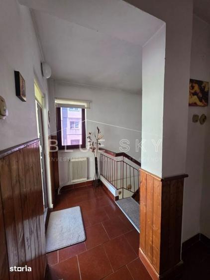 Casă cu 4 camere cu Teren 96 Mp în Delfinariu