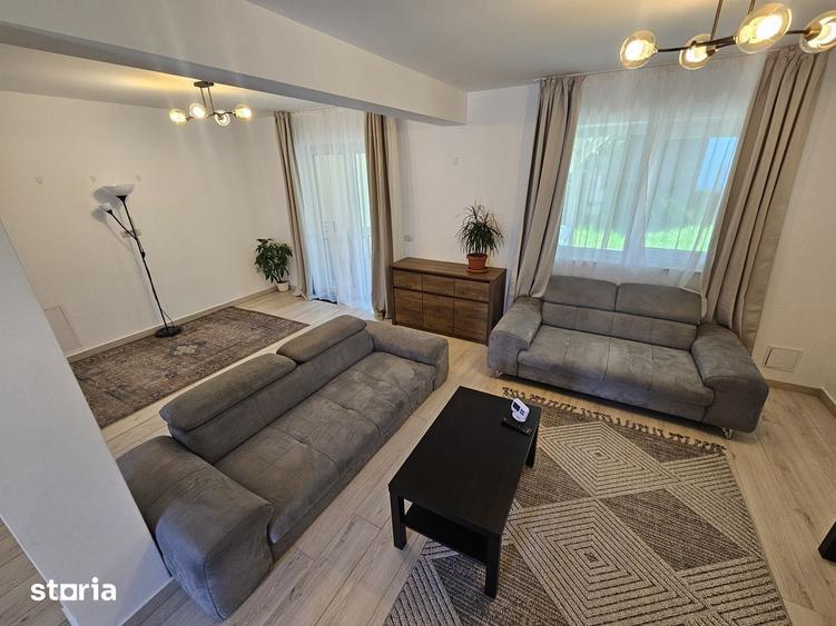 Casă cu 4 camere cu Teren 250 Mp în Ipotești