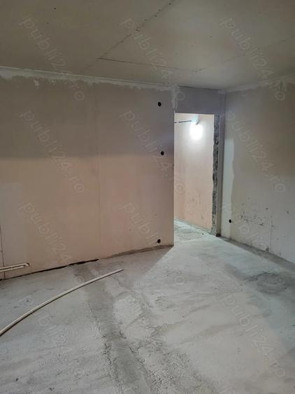 Apartament cu 2 camere nedecomandat în Central