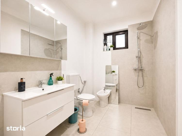 Casă cu 4 camere cu Teren 600 Mp în Central
