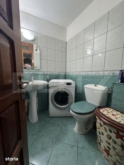 Apartament cu 4 camere decomandat în Rovine