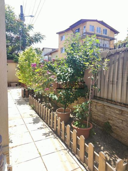 Casă cu 7 camere cu Teren 221 Mp în Baicului