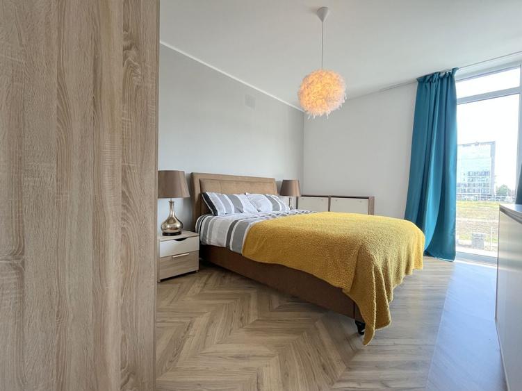 Apartament cu 2 camere semidecomandat, mobilat în Central