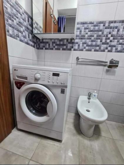 Apartament cu 2 camere decomandat în Prundu