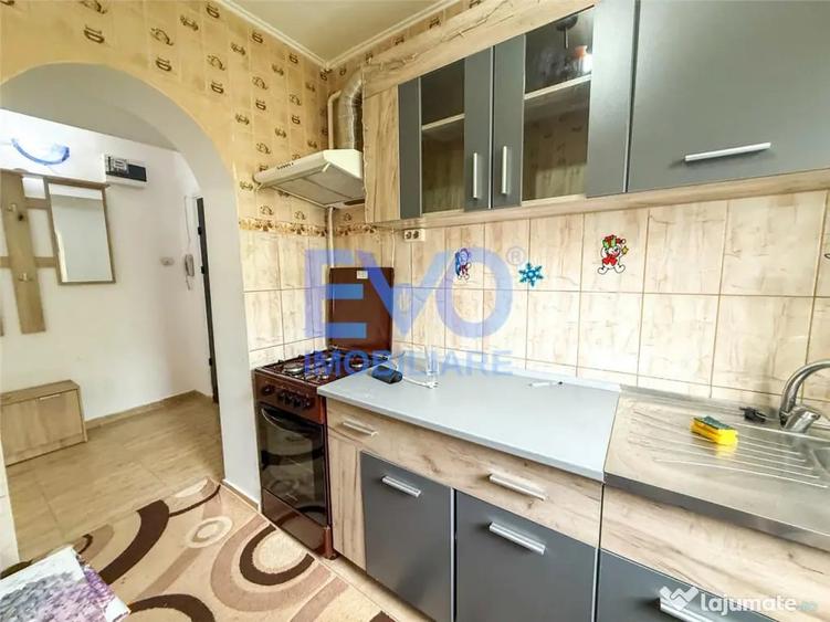 Apartament cu 2 camere semidecomandat în Zimbru