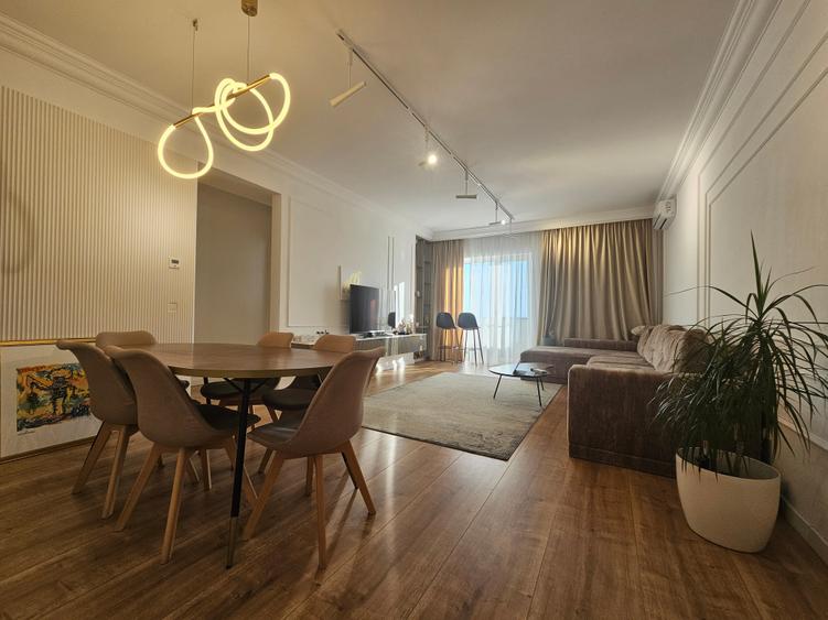 Apartament cu 3 camere semidecomandat, mobilat în Sisești