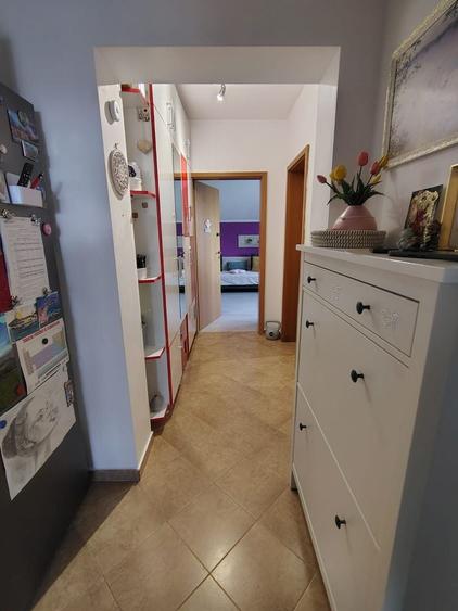 Apartament cu 2 camere decomandat, mobilat în Giroc