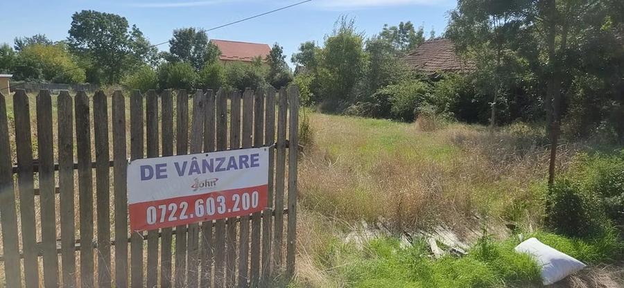 Vand doua loturi teren intravialn, Mosoaia, Hintesti, in suprafata de 800 si 1600 mp cu utilitati - 8