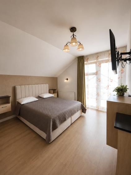 Casă cu 4 camere cu Teren 510 Mp în Central