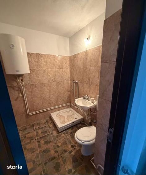 Casă cu 2 camere cu Teren 50 Mp în Central