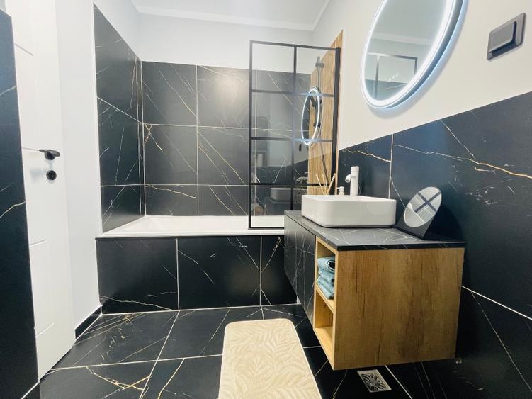 Apartament cu 2 camere semidecomandat în Florești