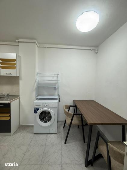 Apartament cu 2 camere decomandat în Între Lacuri